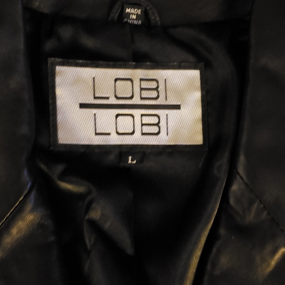 Leather jacket - Picture 2 of 7